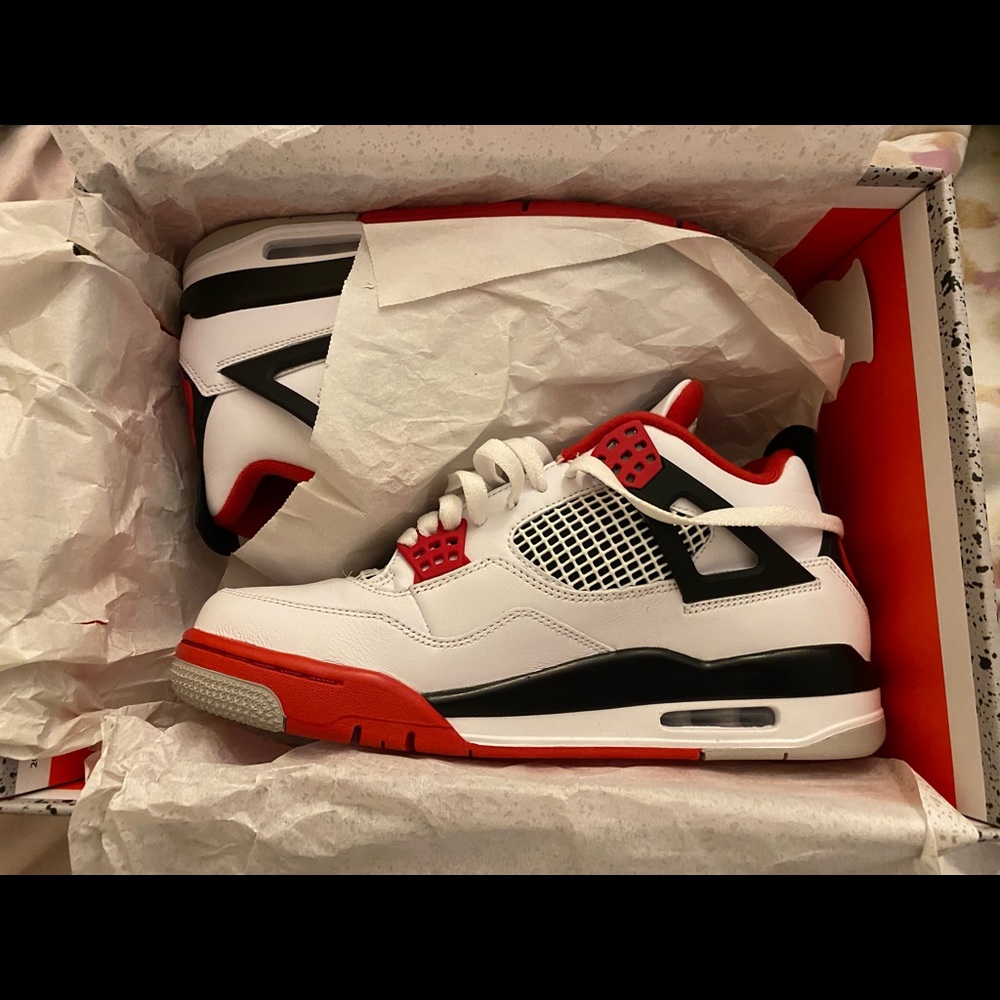 Air Jordan retro 4